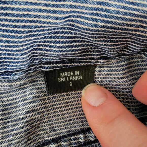 Eddie Bauer Women's Striped Distressed Denim Cropped Pants Size 8 - Picture 8 of 15